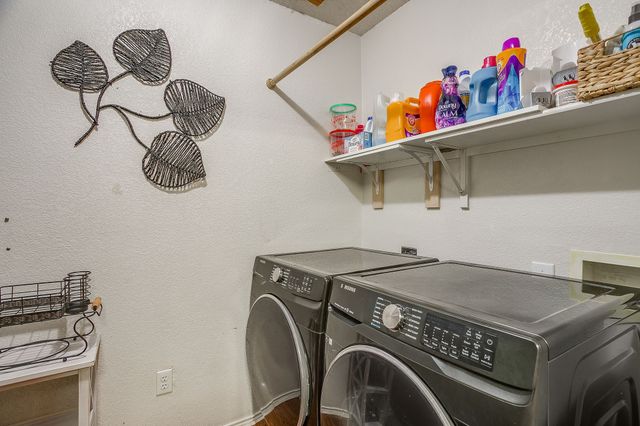 1956 Lariat Drive, Fort Worth, TX 76247