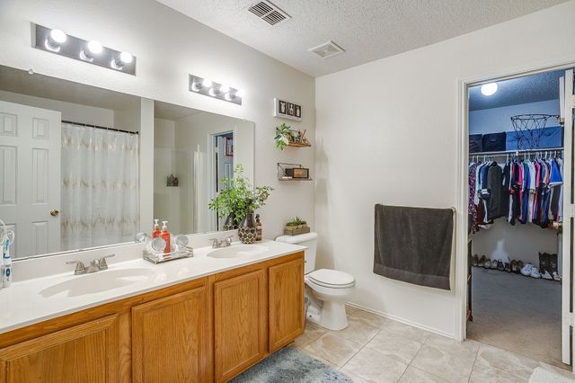 1956 Lariat Drive, Fort Worth, TX 76247