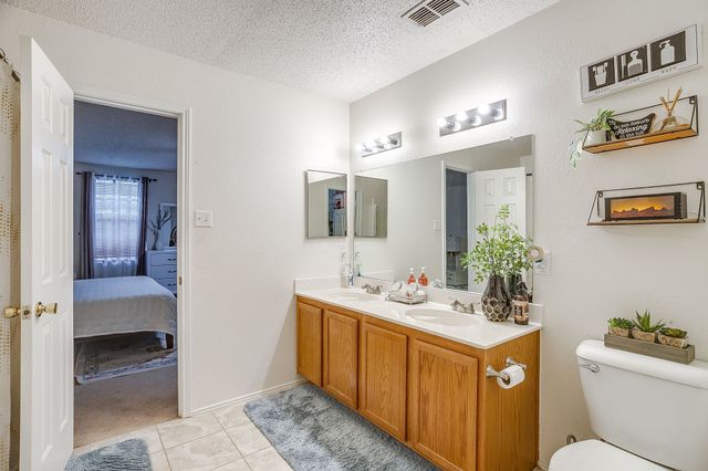 1956 Lariat Drive, Fort Worth, TX 76247