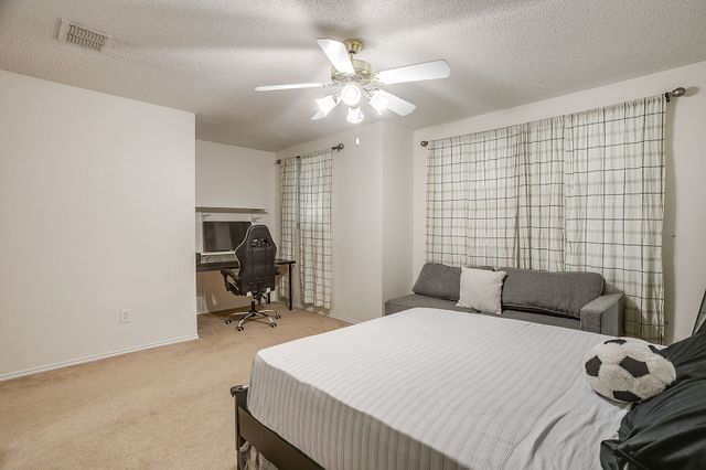 1956 Lariat Drive, Fort Worth, TX 76247