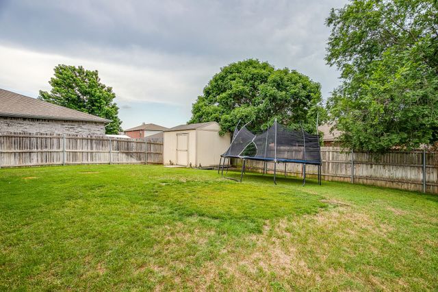 1956 Lariat Drive, Fort Worth, TX 76247