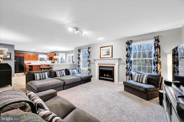 114 CRIMSON LN, Elizabethtown, PA 17022