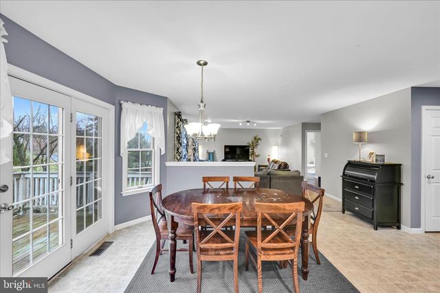 114 CRIMSON LN, Elizabethtown, PA 17022