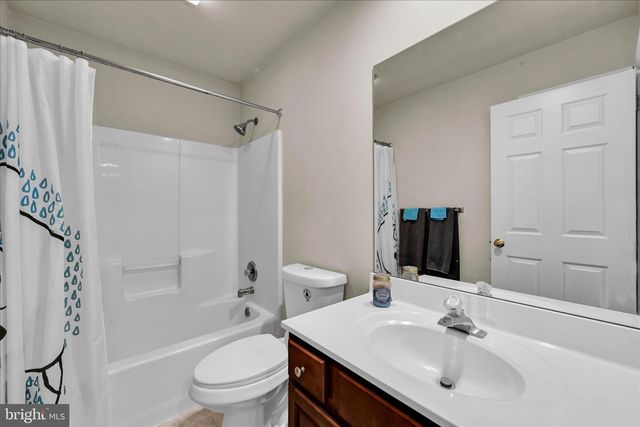 114 CRIMSON LN, Elizabethtown, PA 17022