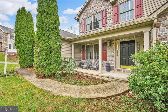 114 CRIMSON LN, Elizabethtown, PA 17022