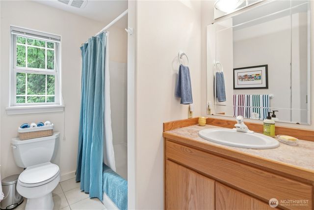 33 Twinsview Court, Port Ludlow, WA 98365