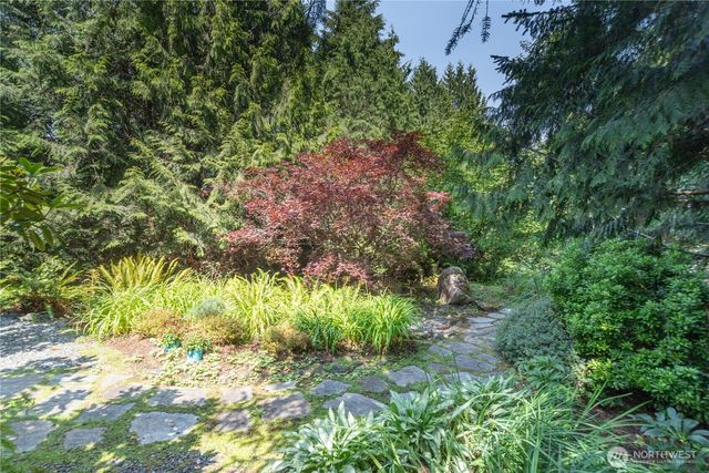 33 Twinsview Court, Port Ludlow, WA 98365