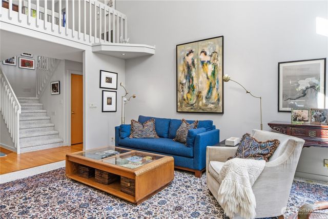 33 Twinsview Court, Port Ludlow, WA 98365