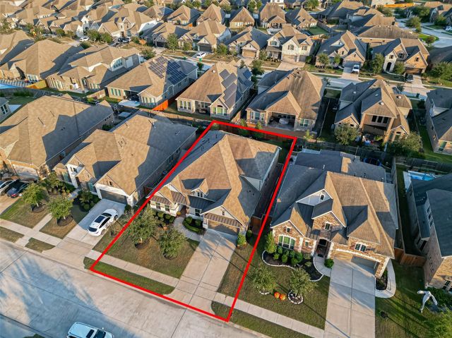 11218 Spoke Hollow Creek Lane, Cypress, TX 77433