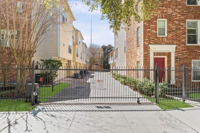 1322 Tuam Street, Houston, TX 77004