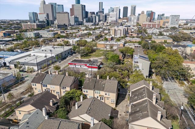 1322 Tuam Street, Houston, TX 77004