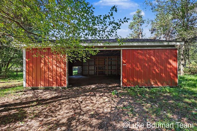 9875 Scotch Court, West Olive, MI 49460