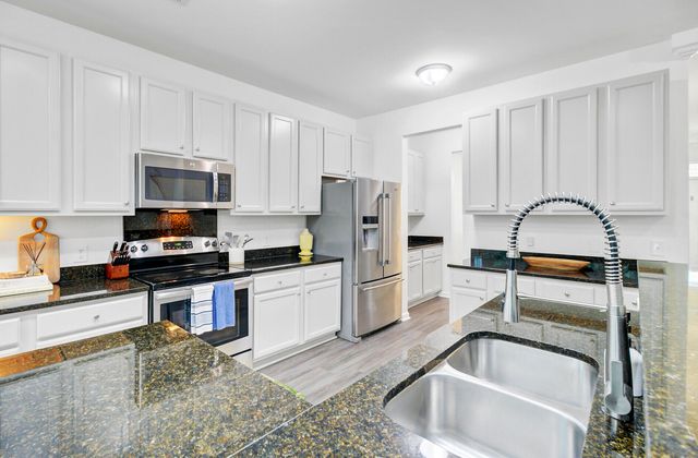 5016 Wapiti Way, Hollywood, SC 29449