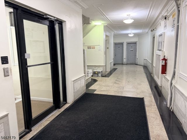 277 Harrison Ave C6, Jersey City, NJ 07304