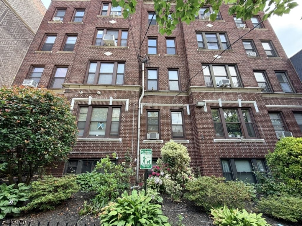 277 Harrison Ave C6, Jersey City, NJ 07304