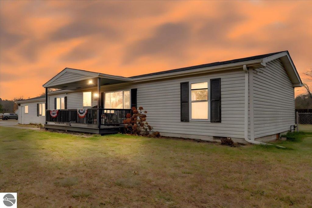 Image 1 of property listing at 3265 Ash Avenue, Lupton, MI 48635