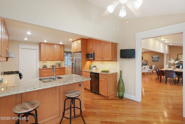6 Harbor View Drive, Atlantic Highlands, NJ 07716