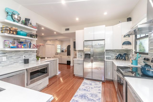 823 38th Street, West Palm Beach, FL 33407