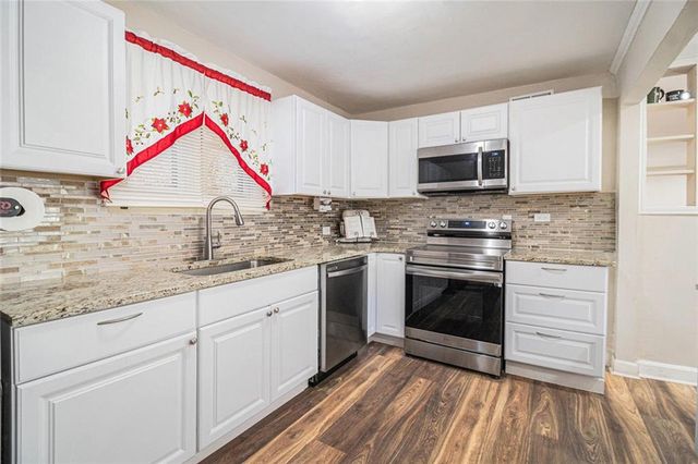 128 Highland Drive, West Point, GA 31833