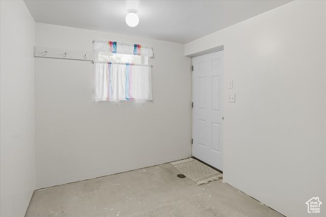 617 E 405 S, Layton, UT 84041