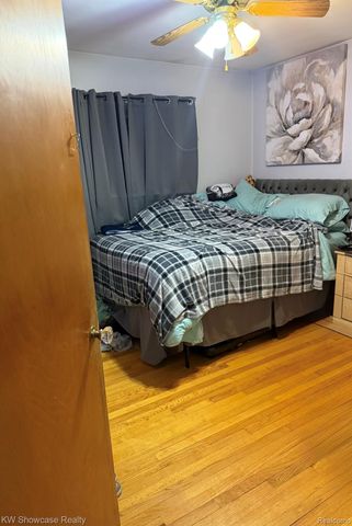 24287 Teppert Avenue, Eastpointe, MI 48021