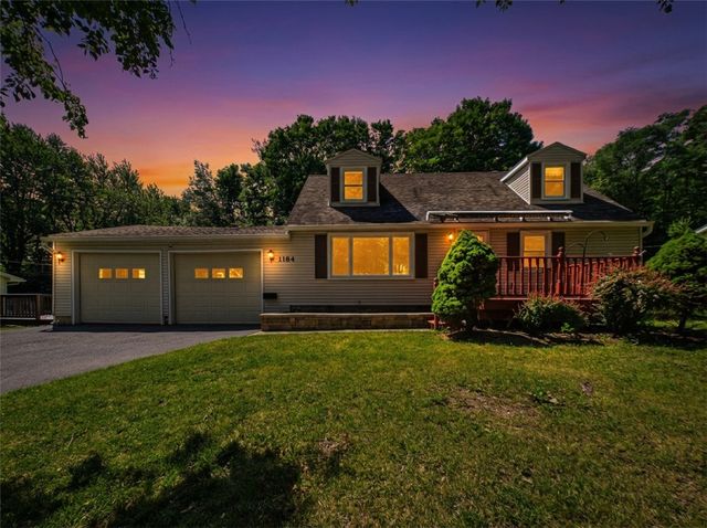 1184 Farnsworth Road South, Henrietta, NY 14623