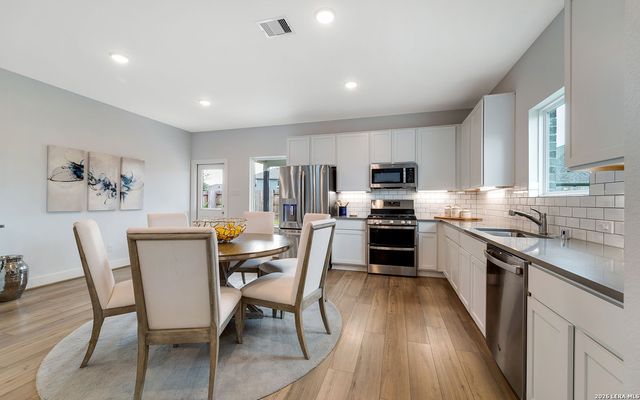 2902 TENGYC BOW, San Antonio, TX 78245