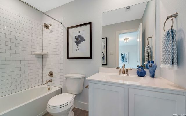 2902 TENGYC BOW, San Antonio, TX 78245