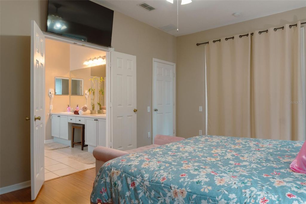 Image 22 of property listing at 8110 FAN PALM WAY, Kissimmee, FL 34747