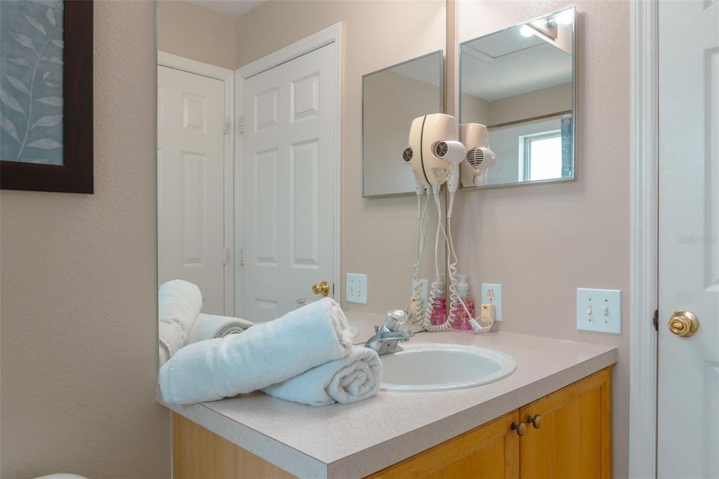 Image 33 of property listing at 8110 FAN PALM WAY, Kissimmee, FL 34747