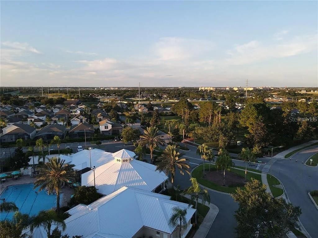 Image 45 of property listing at 8110 FAN PALM WAY, Kissimmee, FL 34747