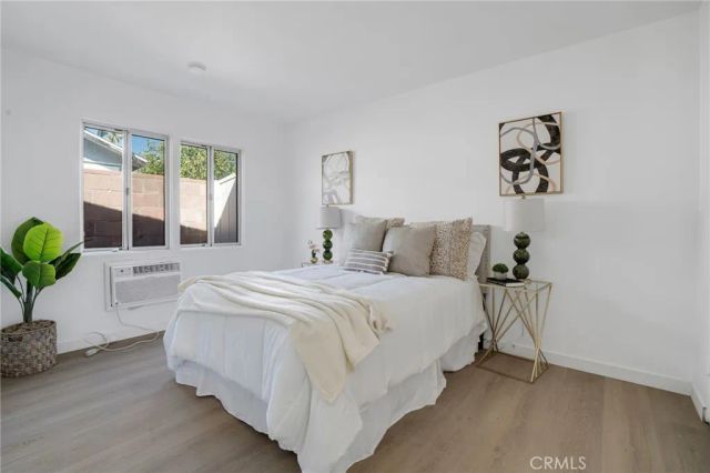 8207 Yarmouth, Reseda, CA 91335