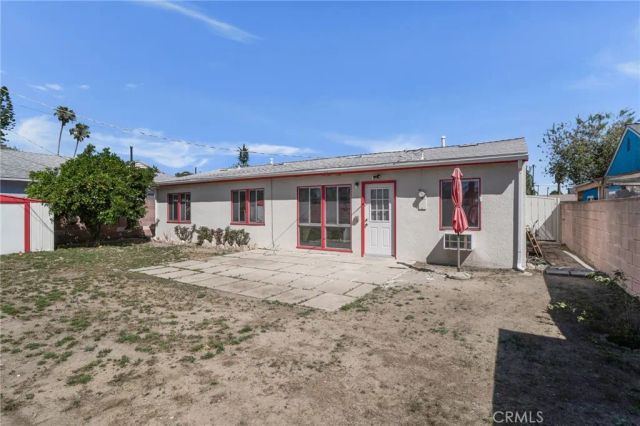 8207 Yarmouth, Reseda, CA 91335