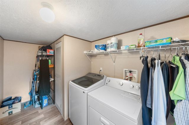 224 Commanche Road, Oakhurst, TX 77359