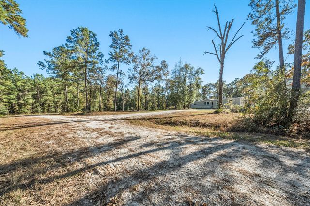 224 Commanche Road, Oakhurst, TX 77359