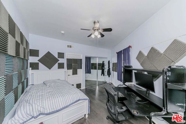 2743 Montrose Avenue 110, La Crescenta, CA 91020