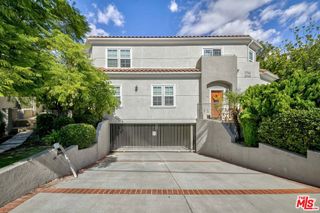 2743 Montrose Avenue 110, La Crescenta, CA 91020