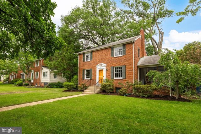 15 S IRVING STREET, Arlington, VA 22204