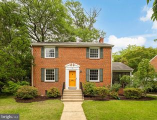 15 S IRVING STREET, Arlington, VA 22204