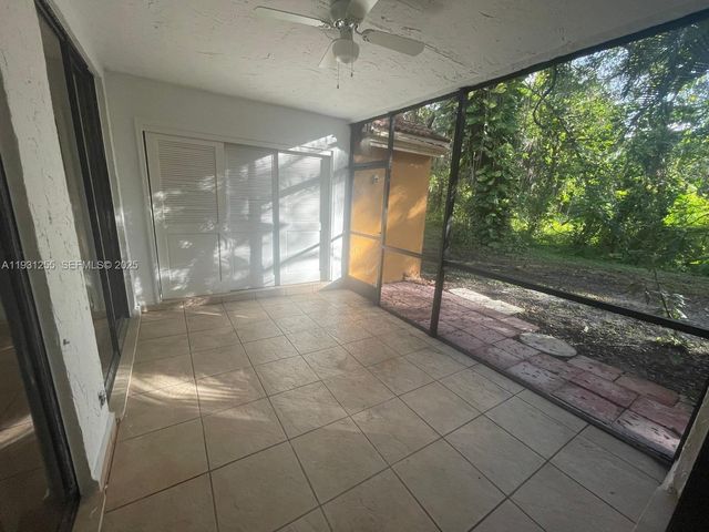 3846 Coral Tree Cir 3846, Coconut Creek, FL 33073