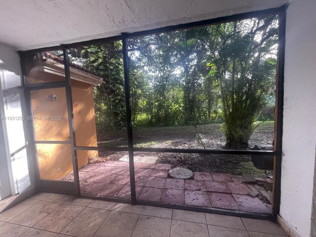 3846 Coral Tree Cir 3846, Coconut Creek, FL 33073