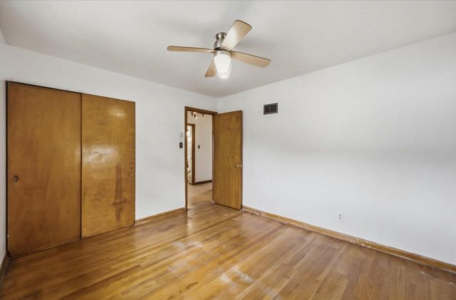 4100 S Hately AVENUE, Saint Francis, WI 53235