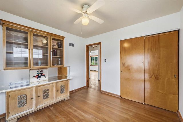 4100 S Hately AVENUE, Saint Francis, WI 53235