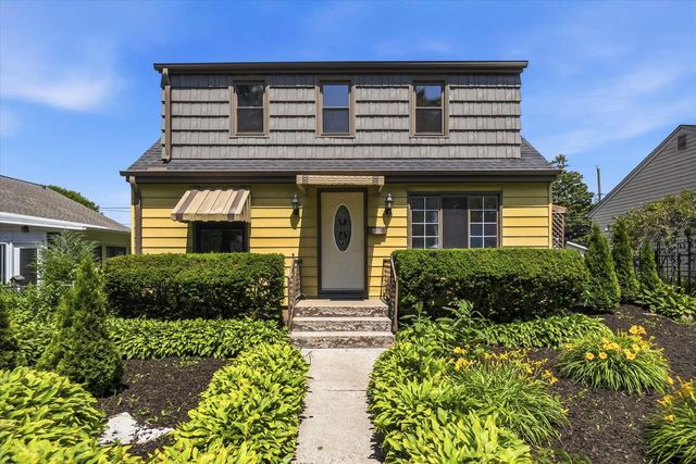 4100 S Hately AVENUE, Saint Francis, WI 53235