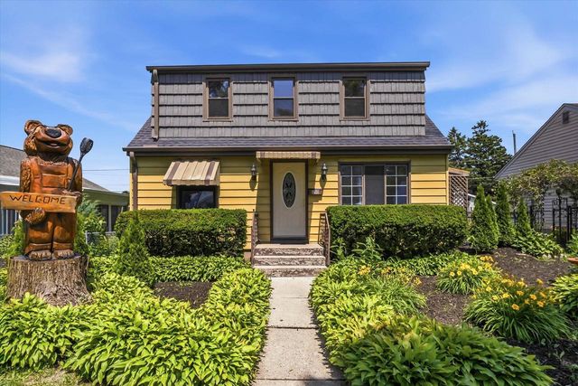 4100 S Hately AVENUE, Saint Francis, WI 53235
