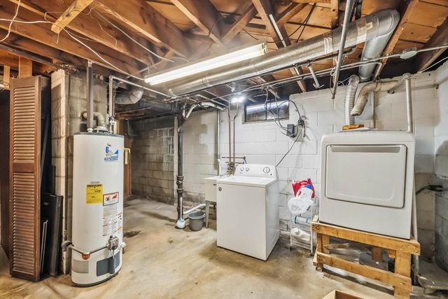 4100 S Hately AVENUE, Saint Francis, WI 53235