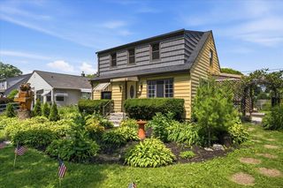 4100 S Hately AVENUE, Saint Francis, WI 53235