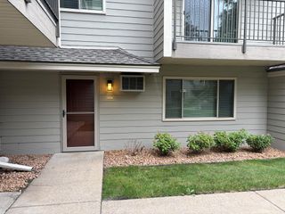 2110 Ridge Drive 13, Saint Louis Park, MN 55416
