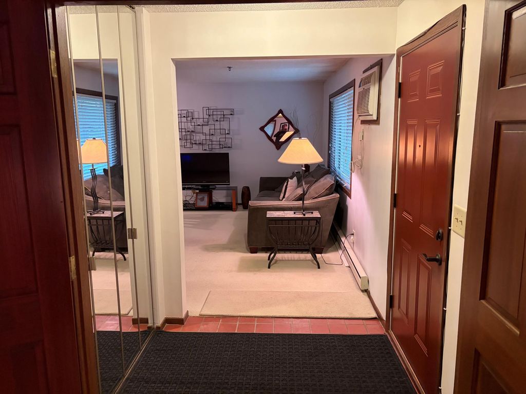2110 Ridge Drive 13, Saint Louis Park, MN 55416 — photo 5