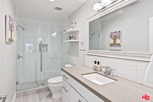 23218 Runnymede Street, West Hills, CA 91307